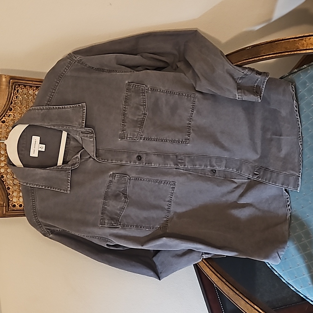 Men's Free Assembly heavy duty long sleeved button up collared dress shirt XL